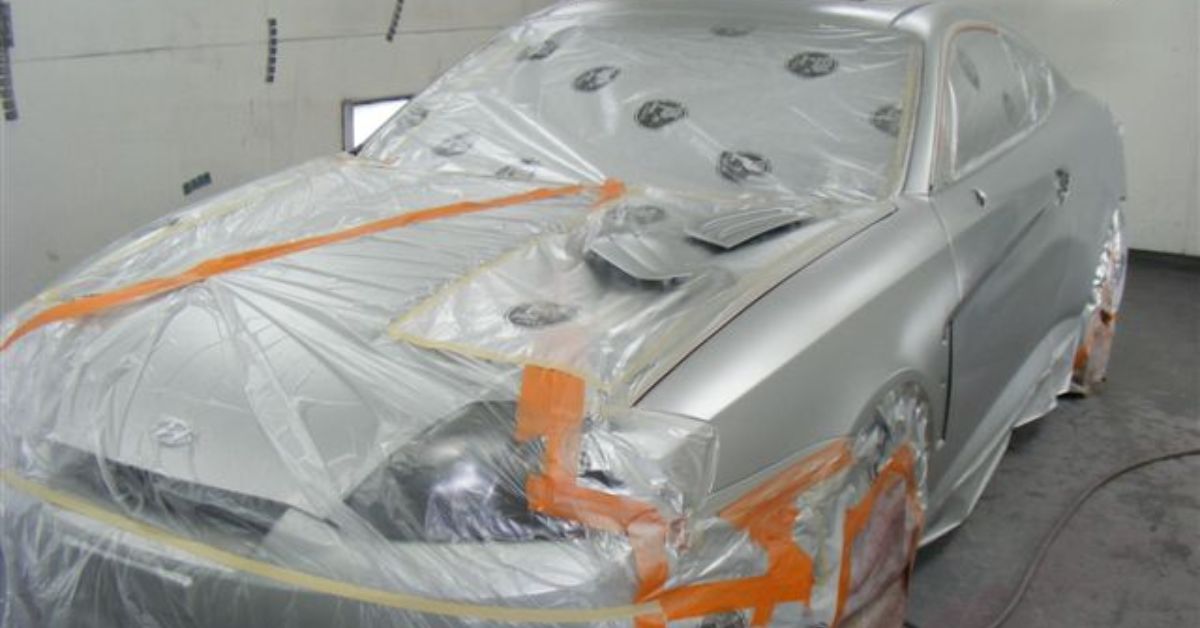 estauration et embellissement de moto vintage par un carrossier à La Prairie